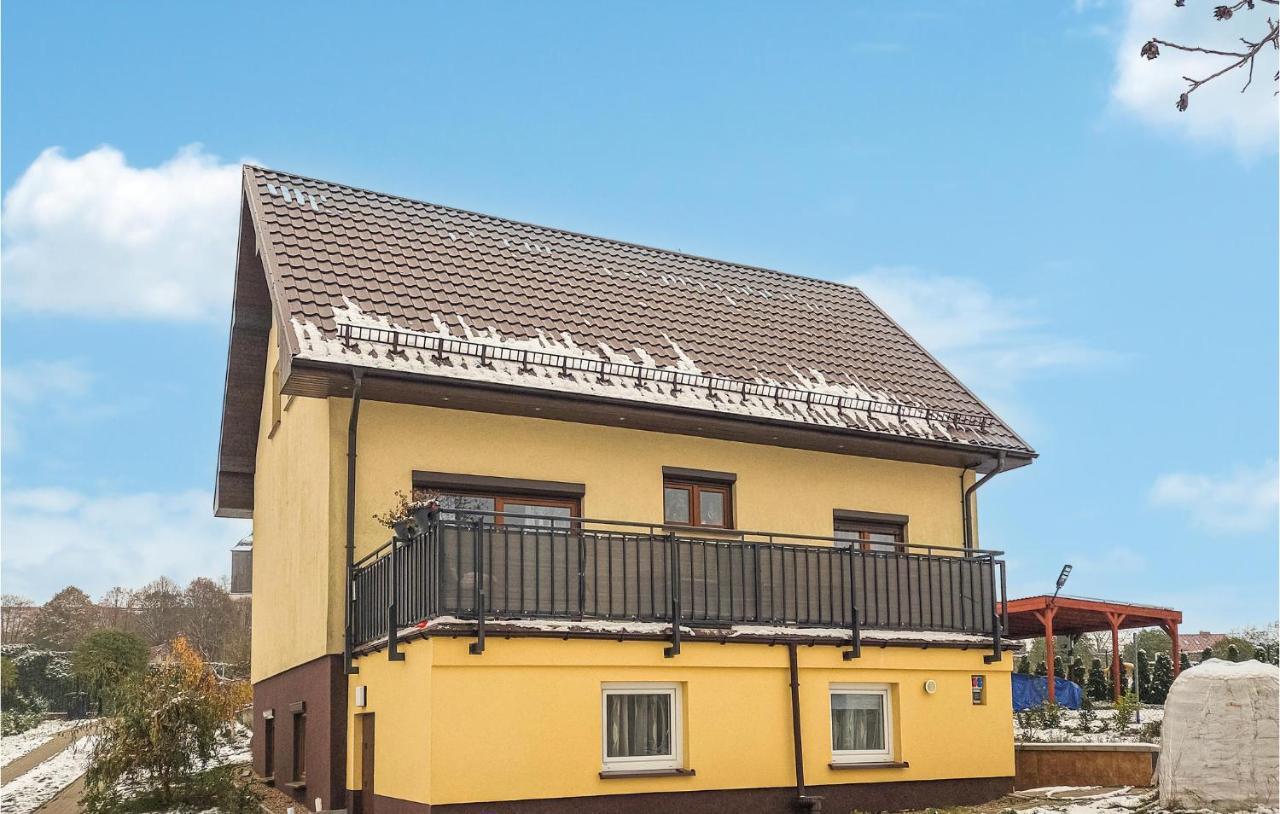 Beautiful Apartment In Moryn With Kitchen Екстериор снимка